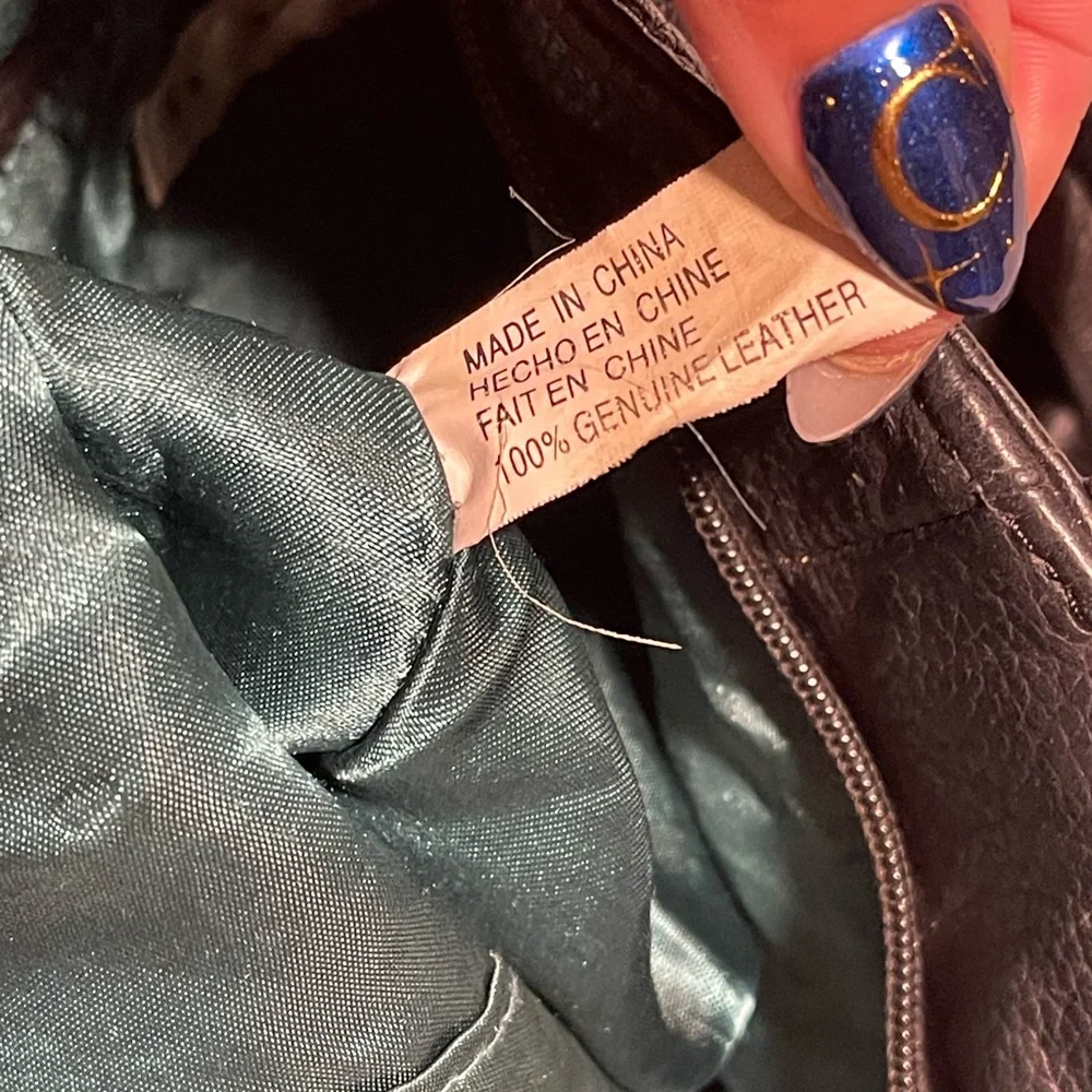 Hype Black leather bucket purse